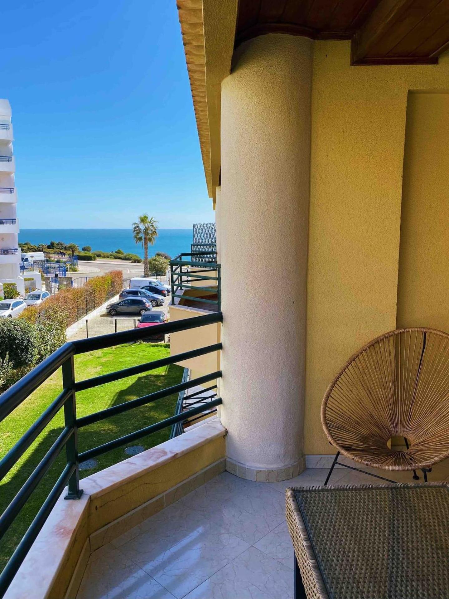 Sea View W Pool, Terrace & Parking Apartment Cascais Exterior photo